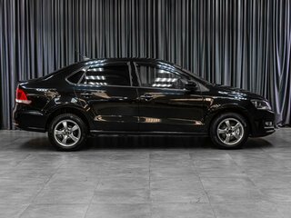 2017 Volkswagen Polo V Рестайлинг, чёрный, 1245000 рублей, вид 5