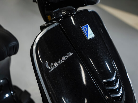 2025 Vespa LXV 125, чёрный, 500000 рублей - вид 6