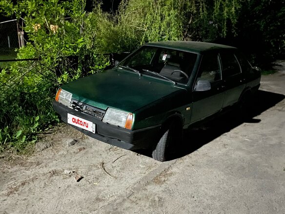 1998 Lada (ВАЗ) 21099, серебристый, 92000 рублей