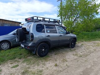 2016 Chevrolet Niva I Рестайлинг, серый, 550000 рублей, вид 3