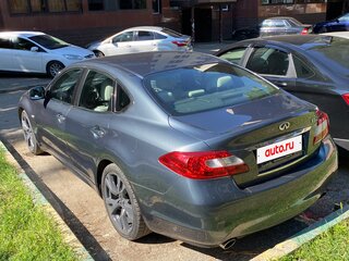 2010 Infiniti M56 IV, серый, 1600000 рублей, вид 2