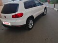 2011 Volkswagen Tiguan I Рестайлинг, белый - вид 2