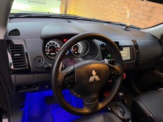2011 Mitsubishi Outlander II Рестайлинг, чёрный, 1250000 рублей, вид 3