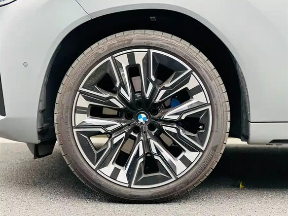 2026 BMW X3 Long 30L xDrive IV (G45/G48), серебристый, 6390000 рублей - вид 7