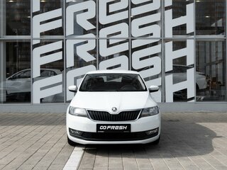 2019 Skoda Rapid I Рестайлинг, белый, 997000 рублей, вид 3