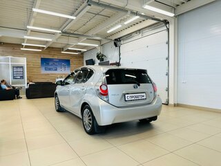 2014 Toyota Aqua I, серый, 1099999 рублей, вид 4