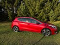 2017 Kia Ceed II Рестайлинг, красный, 1550000 рублей - вид 3