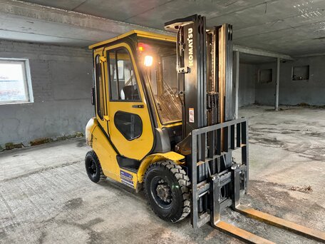 2021 Komatsu FD, жёлтый, 1470000 рублей, вид 3