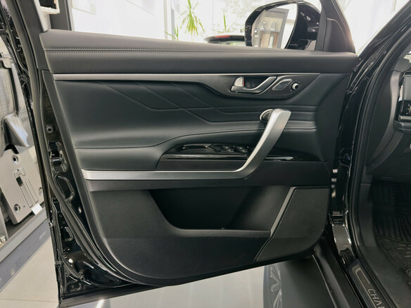 2025 Changan CS95 I Рестайлинг 2, чёрный, 4929900 рублей - вид 11