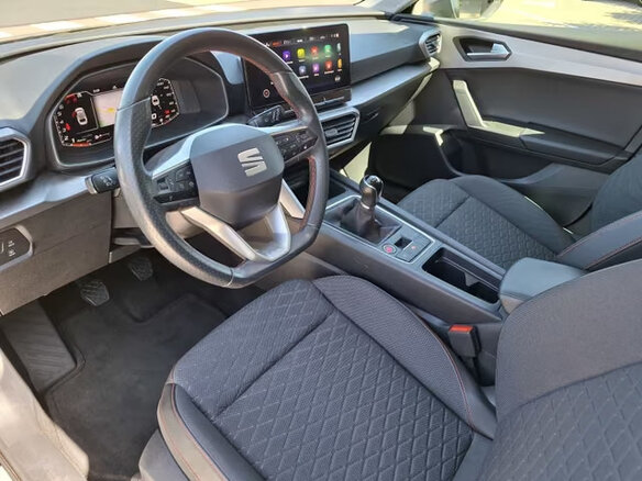2023 SEAT Leon IV, чёрный - вид 10