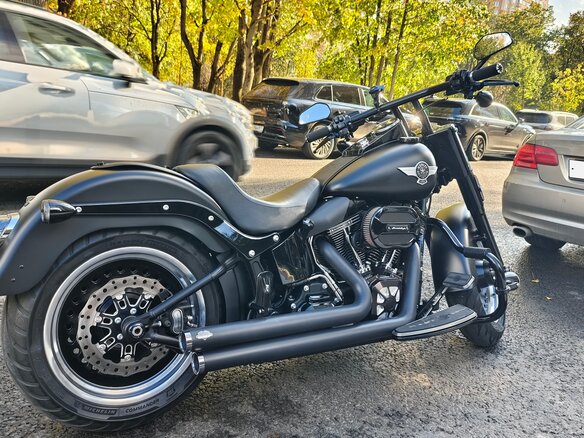 2016 Harley-Davidson Fat Boy, чёрный, 2250000 рублей - вид 7