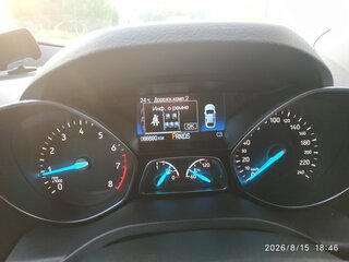 2017 Ford Kuga II Рестайлинг, чёрный, 1850000 рублей, вид 3