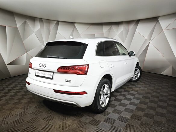 2017 Audi Q5 II (FY), белый, 3034000 рублей - вид 1