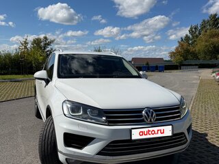 2015 Volkswagen Touareg II Рестайлинг, белый, 2450000 рублей, вид 1