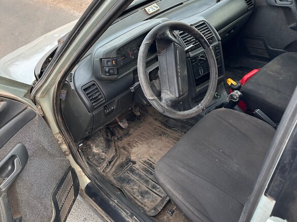 2002 Lada (ВАЗ) 2110, серебристый, 42000 рублей - вид 2