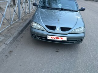 2000 Renault Megane I Рестайлинг, серебристый, 415000 рублей, вид 3