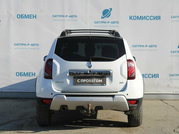 2017 Renault Duster I Рестайлинг, белый, 1200000 рублей - вид 5
