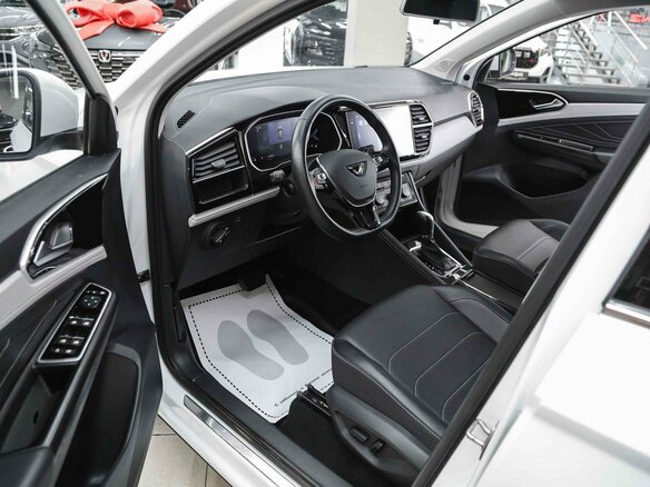 2023 Jetta VS7 I Рестайлинг 1, белый, 1940000 рублей - вид 9