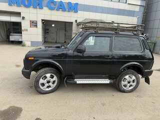 2018 Lada (ВАЗ) 2121 (4x4) Urban I Рестайлинг, чёрный, 525000 рублей, вид 4