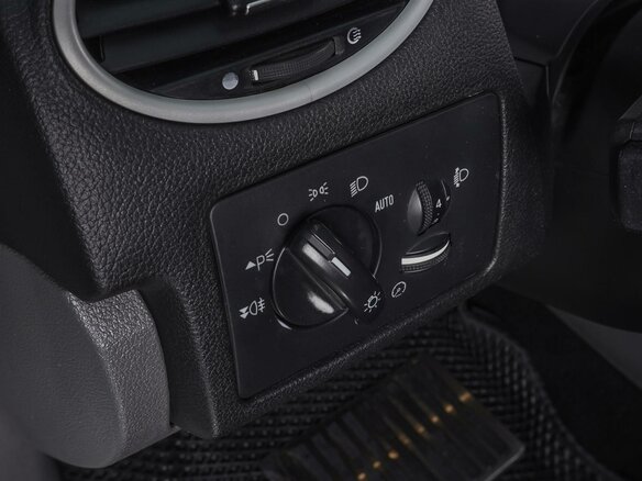 2009 Ford Focus II Рестайлинг, белый, 809000 рублей - вид 12