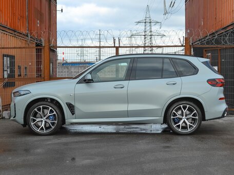 2023 BMW X5 30d IV (G05/G18) Рестайлинг, серый, 11449000 рублей, вид 3