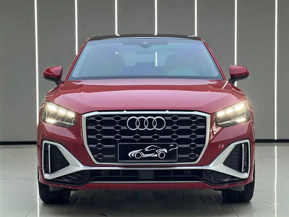 2022 Audi Q2 35 TFSI I Рестайлинг, красный - вид 1