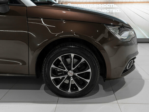 2012 Audi A1 I (8X), коричневый, 990000 рублей - вид 16