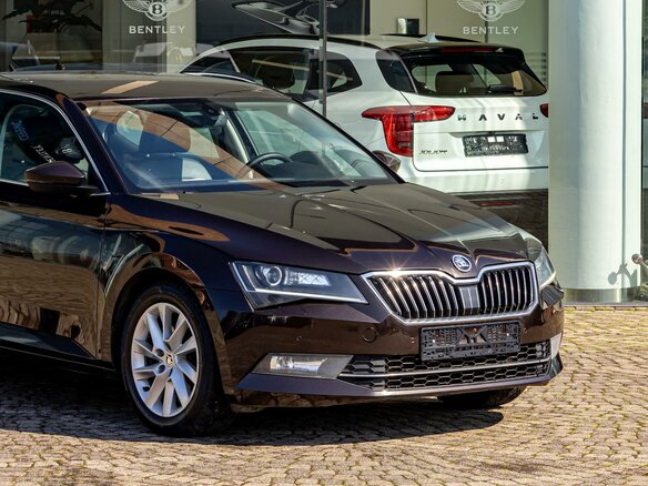 2018 Skoda Superb III, коричневый - вид 8