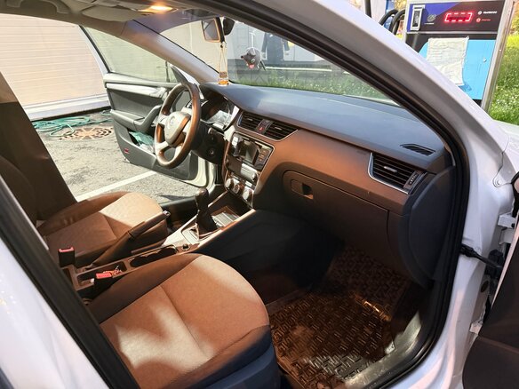2014 Skoda Octavia III (A7), белый - вид 9