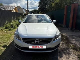 2015 Volvo S60 II Рестайлинг, белый, 1450000 рублей, вид 1
