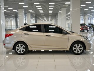 2013 Hyundai Solaris I, золотистый, 589000 рублей, вид 5