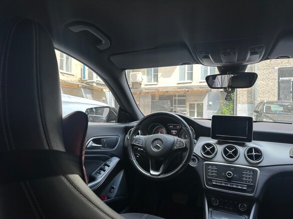 2015 Mercedes-Benz CLA 200 I (C117, X117), фиолетовый, 1750000 рублей - вид 5