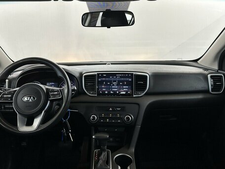 2019 Kia Sportage IV Рестайлинг, серебристый, 1540000 рублей, вид 5