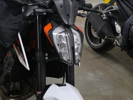 2020 KTM 890 Duke R, белый, 850000 рублей, вид 5