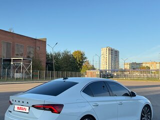 2020 Skoda Octavia IV (A8), белый, 2100000 рублей, вид 4