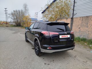2016 Toyota RAV4 IV (XA40) Рестайлинг, чёрный, 2100000 рублей, вид 4