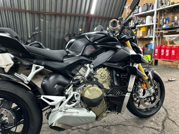 2022 Ducati Streetfighter V4, чёрный, 1950000 рублей - вид 19
