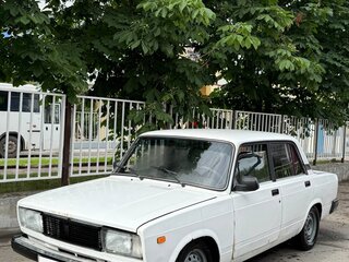 2010 Lada (ВАЗ) 2105, белый, 175000 рублей, вид 1