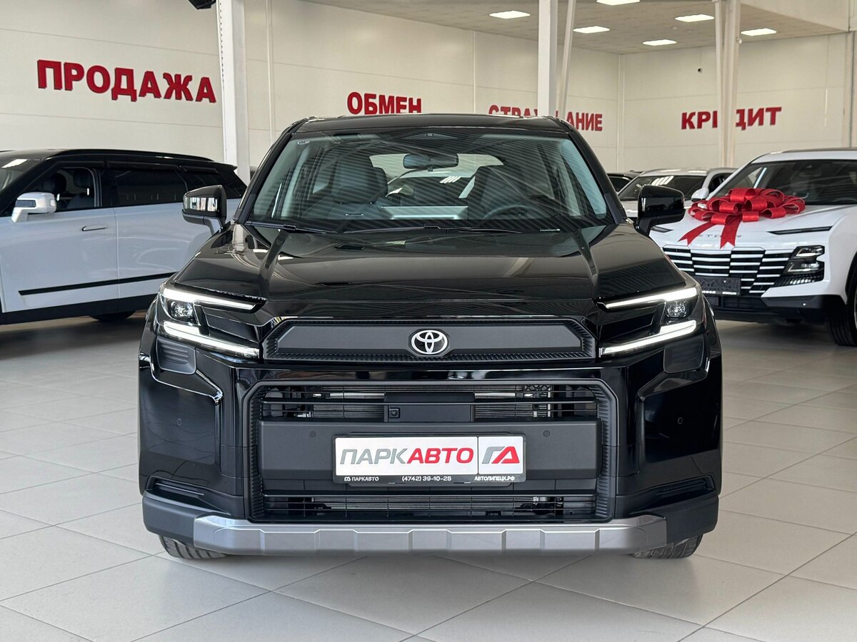 Открыть фотографии: Toyota RAV4 VI (XA60)