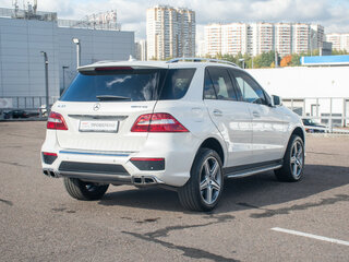 2012 Mercedes-Benz M-Класс AMG 63 AMG III (W166), белый, 3000000 рублей, вид 5