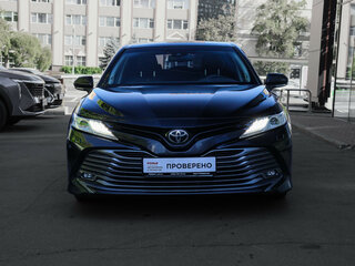 2021 Toyota Camry VIII (XV70), чёрный, 2750000 рублей, вид 2