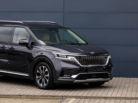 2020 Kia Carnival IV, чёрный, 2595000 рублей - вид 7