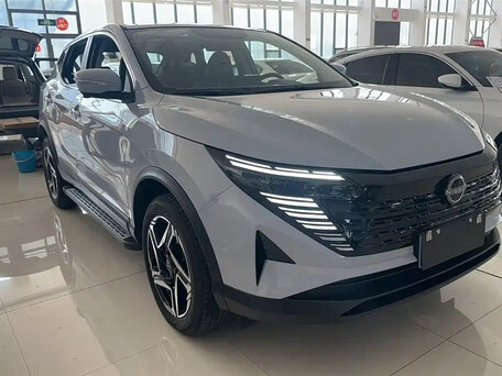 2024 Nissan Qashqai II Рестайлинг 2, серый, 2100000 рублей, вид 3