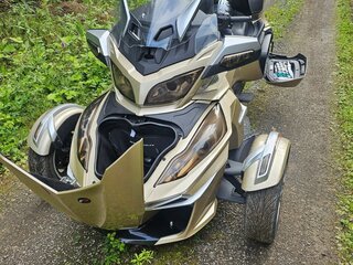 2016 BRP Can-Am Spyder, золотистый, 1499999 рублей, вид 2