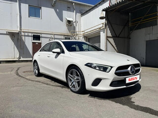 2020 Mercedes-Benz A-Класс 200 IV (W177), белый, 2300000 рублей, вид 3