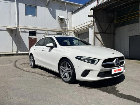 2020 Mercedes-Benz A-Класс 200 IV (W177), белый, 2200000 рублей, вид 3