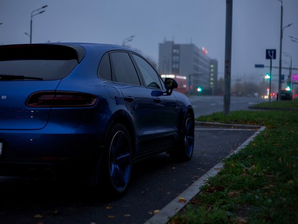 2016 Porsche Macan S I, синий, 3400000 рублей - вид 7