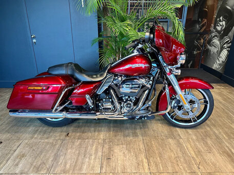 2016 Harley-Davidson Street Glide Special, красный, 1790000 рублей, вид 1