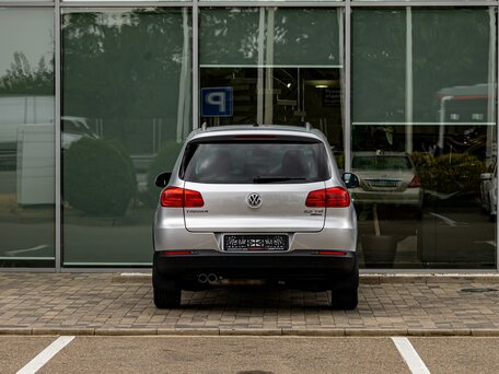 2012 Volkswagen Tiguan I Рестайлинг, серебристый, 1195000 рублей, вид 5