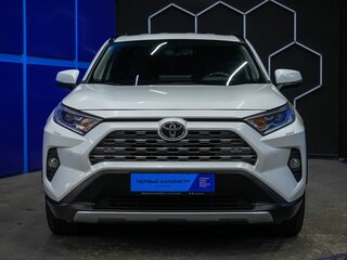 2020 Toyota RAV4 V (XA50), белый, 3305000 рублей, вид 4